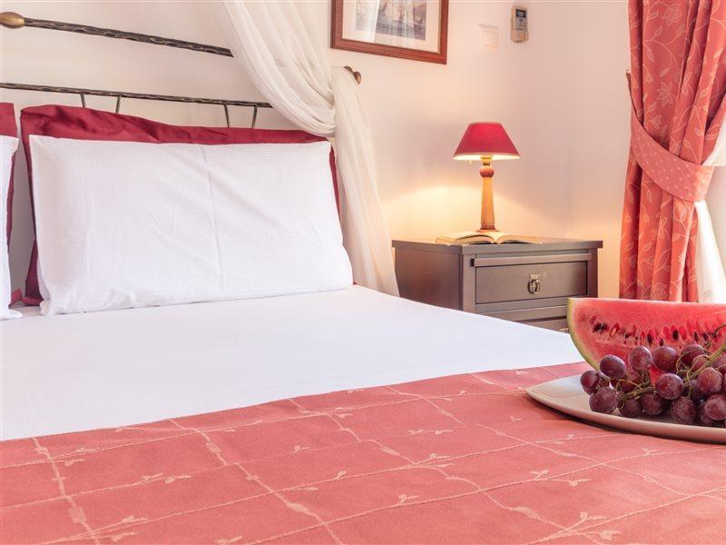 Dionysos 4* Skála