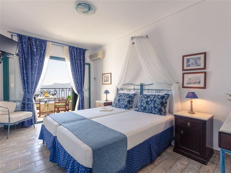 Dionysos Apart Otel 4*